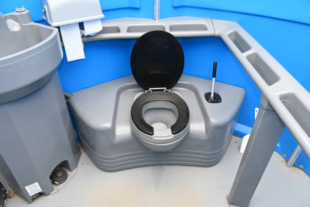Best Luxury portable toilet rental  in Lindsay, TX